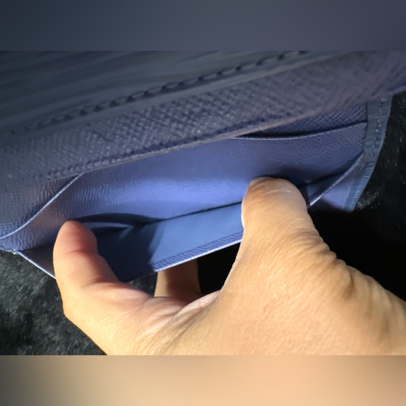 Louis Vuitton Tresor Wallet - Picture 17 of 17